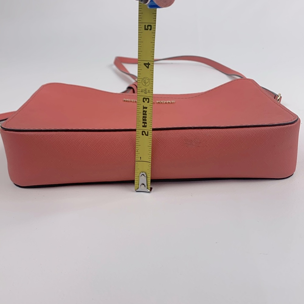 Michael Kors Pink Coral Crossbody Bag Gold chain strap Zip close MK shoulder bag - Picture 14 of 16
